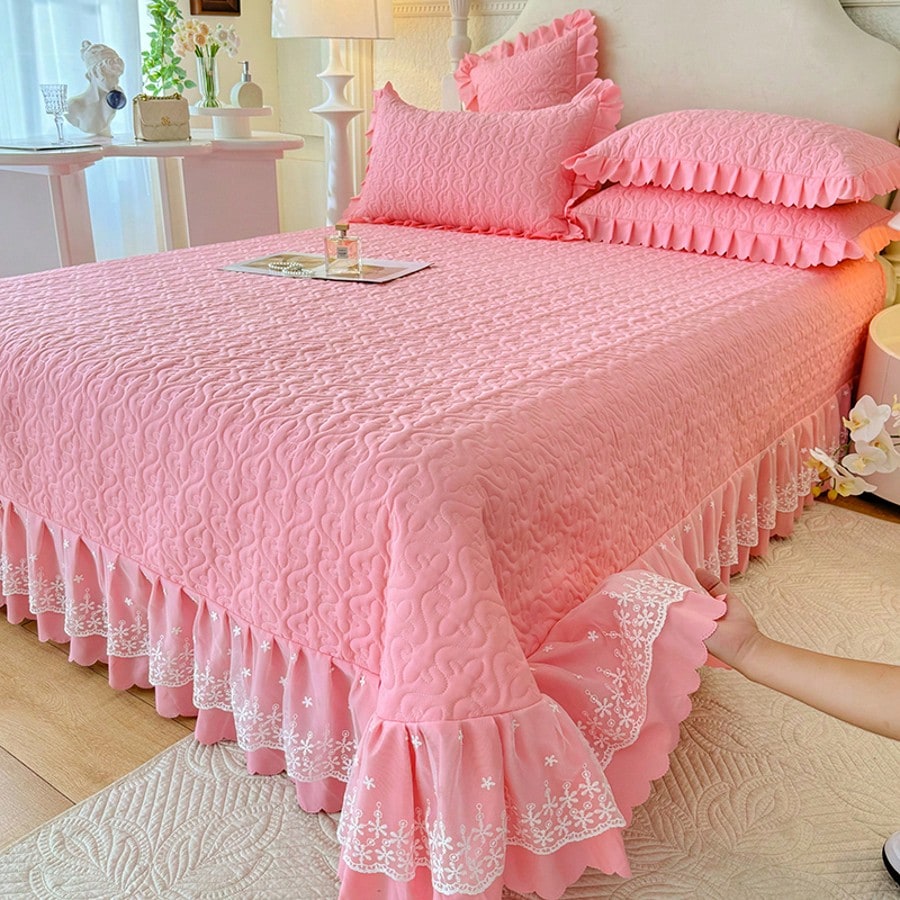3pcs Princess Style Bedspread Set(1*Bedspread + 2*Pillowcases, Without Core), Suitable For All Seasons And Hand Washable, French Princess Bedspread Set